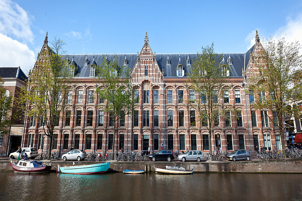 Học bổng Amsterdam Merit Scholarship 2026 – Cánh cửa danh giá tại University of Amsterdam dành cho sinh viên Việt Nam xuất sắc